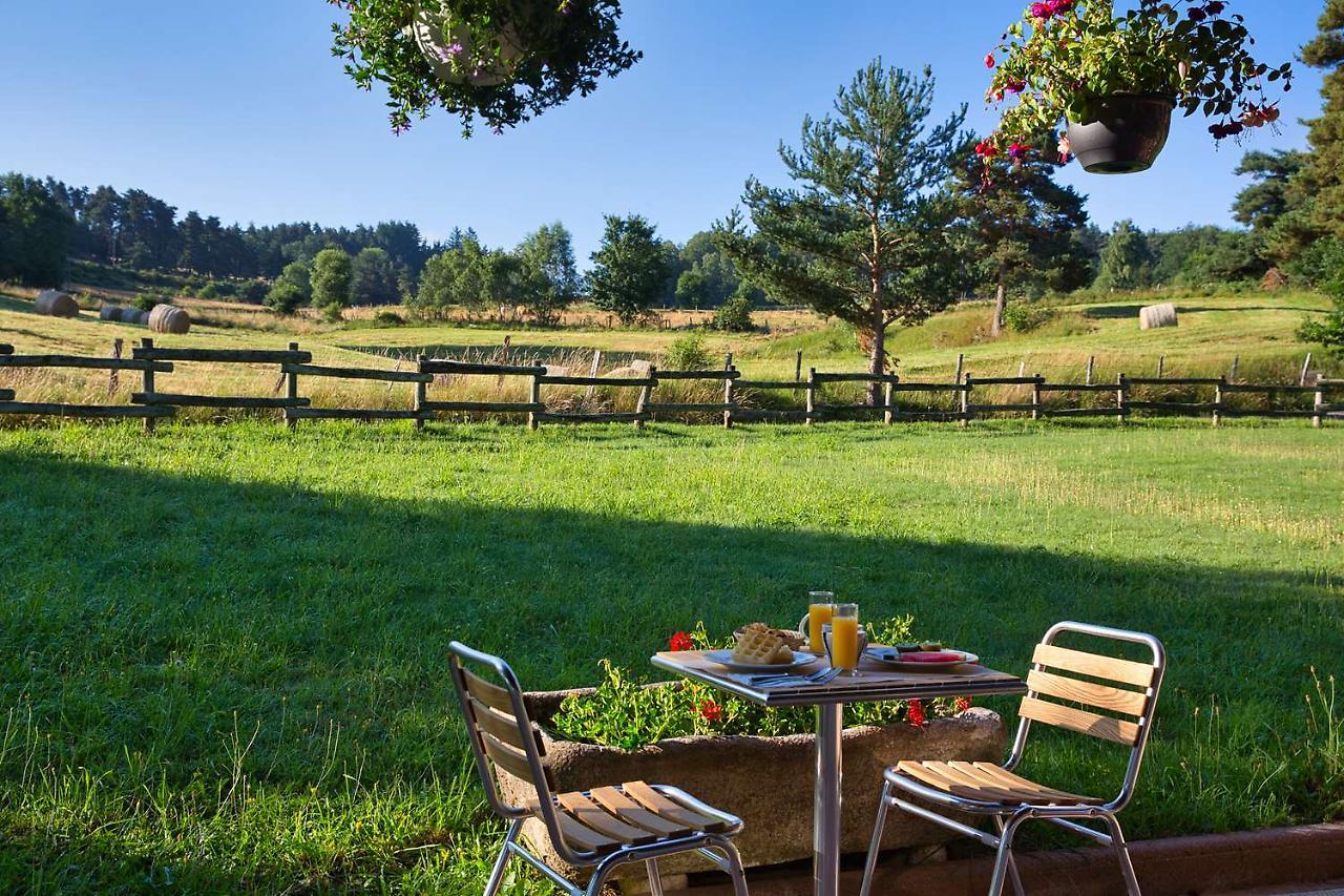 Les Hameaux De Lozere Sure Hotel Collection By Best Western Fournels Eksteriør bilde