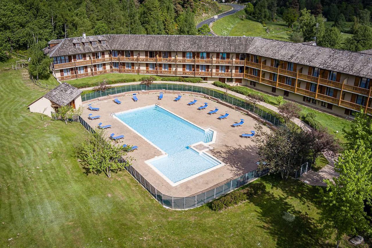 Les Hameaux De Lozere Sure Hotel Collection By Best Western Fournels Eksteriør bilde